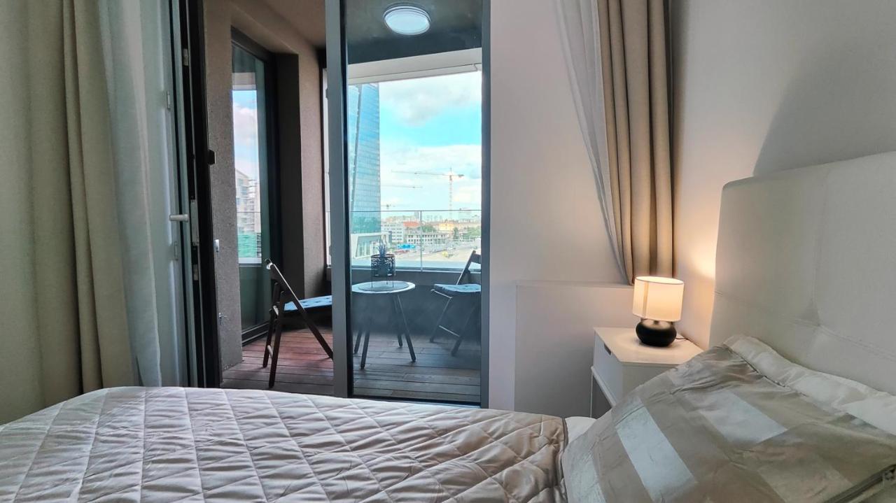 Beautiful 1 - Bedroom Apartment In Downtown Bratislava Eksteriør billede